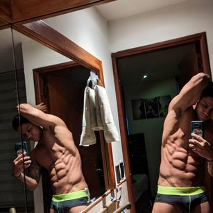 Model - Andrew Dark muscle