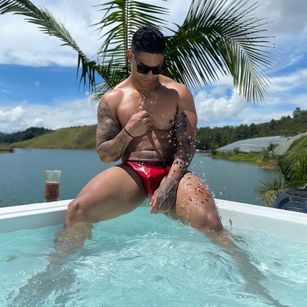 Model - Andrew Dark master