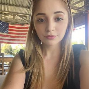 Model - KavyaBee latin