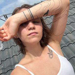 Model - Bramble_bee girlnextdoor