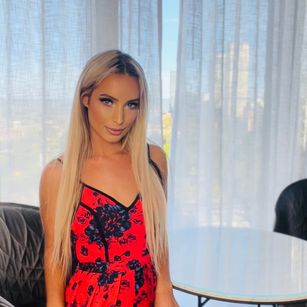 Model - Missy_matrix blowjob