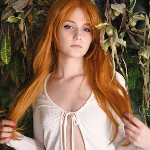 Model - Goddess Jee smalltits