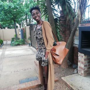 Model - afrodarktall analfreaky