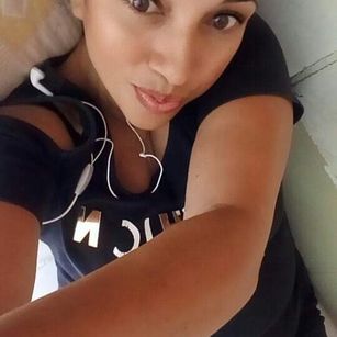 Model - yamisexy curvas