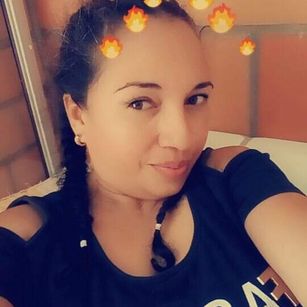 Model - yamisexy complaciente