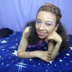 Model - Wildlyoon pussy