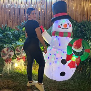 Model - Nina Parker findom