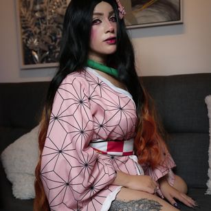 Model - ANNIE SNOW petite