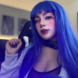 Model - ANNIE SNOW tatto