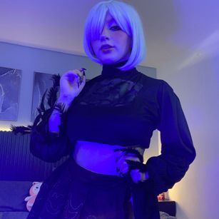 Model - ANNIE SNOW anime