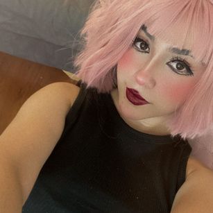 Model - ANNIE SNOW tatto