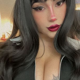 Model - ANNIE SNOW petite