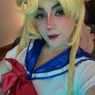 Model - ANNIE SNOW petite