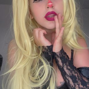 Model - ANNIE SNOW anime