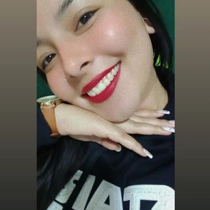 Model - Iris Moira teen