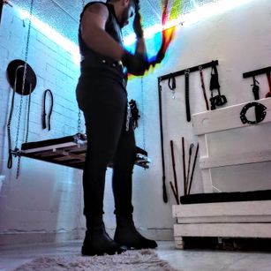 Model - VARDOK LUX hairy