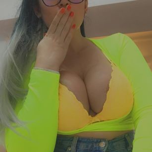 Model - Sandra_Milano squirt