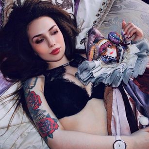 Model - Vanessa Evans roleplaying