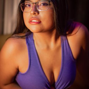 Model - AlexaMolina latina