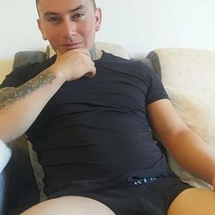 Model - amy and richard anal