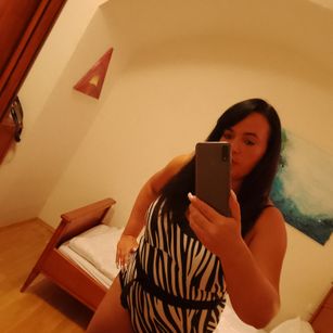 Model - Princess_Tayga dildo