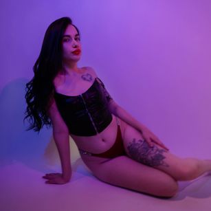 Model - Ariela masturbation