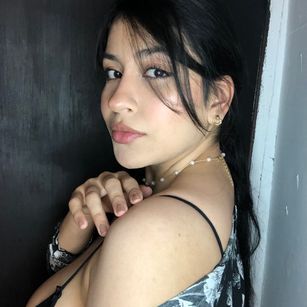 Model - Mia Saenz mistress