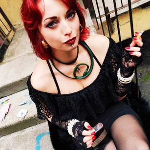 Model - mistress_Asmodeus findom