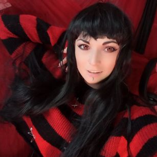 Model - mistress_Asmodeus findom