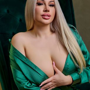 Model - LidiaVill joi