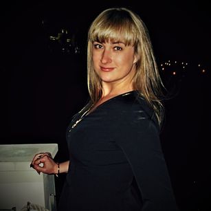 Model - Karolina.Sweet legs