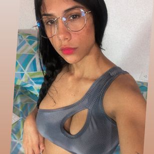 Model - Sara_Queen sexy