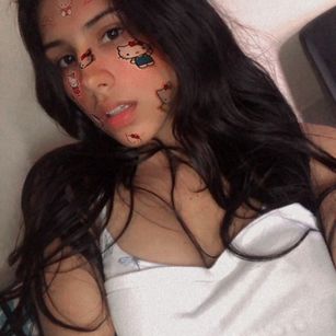 Model - Sara_Queen sexy