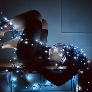 Model - Melissa_Moore footjob