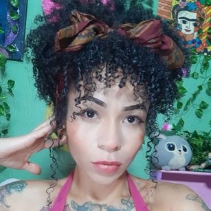 Model - NIcole ink love