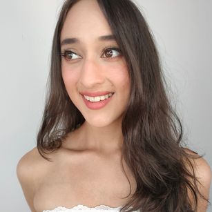 Model - Sylvie Gomez latina