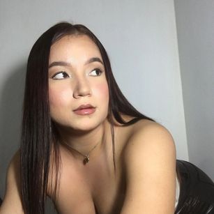 Model - Madelyn Asher ass