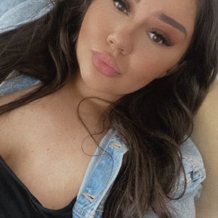 Model - Sascha Blosom stockings