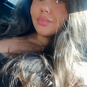 Model - Sascha Blosom bigtits