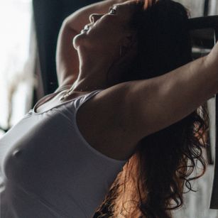 Model - LucyBelli mature