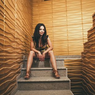 Model - EmmaMinore solfeggio