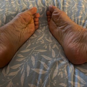 Model - LadyG9629 cam