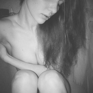Model - KittyLove pale