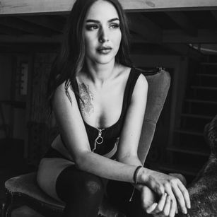 Model - Kristina teen