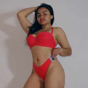 Model - GIRETH_LATINA dominatrix