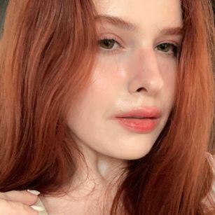 Model - Roxanne Rosso bigtits