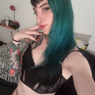 Model - luna.k heels