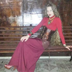 Model - AlisaFox feet