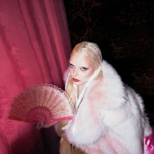 Model - Eva Florense teen