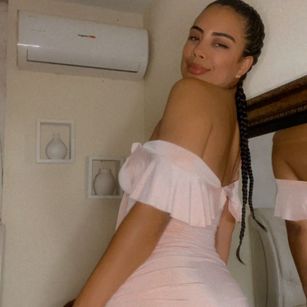 Model - AnnaKroes dildos